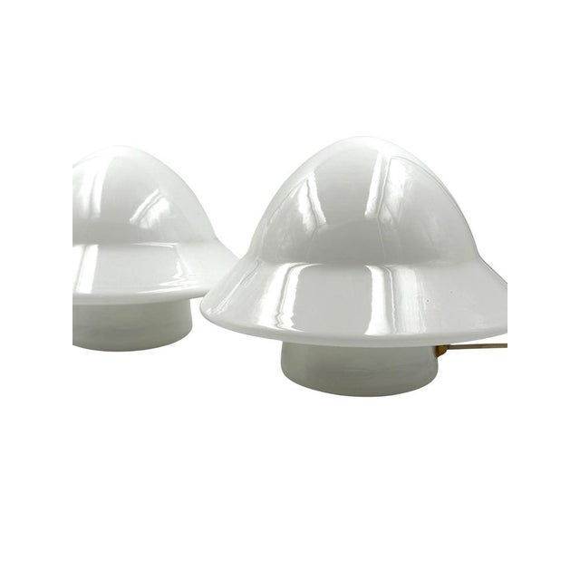 Space Age Opaline Glass Table Lamps, Italy, 1970s, Set of 2 For Sale - Image 6 of 13