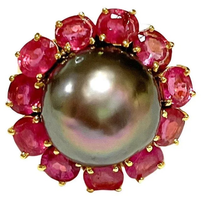 Bochic “Orient” Tahiti South Sea & Multi Ruby Cluster Ring Set 18K & Silver, Size 8.5 For Sale