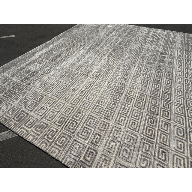 12ft 8in X 19ft 9in Decorator's Best Greek Key Merino Wool Area Rug For Sale - Image 9 of 17