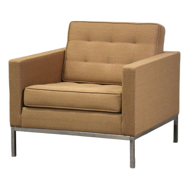 Vintage Florence Knoll Beige and Chrome Lounge Chair For Sale
