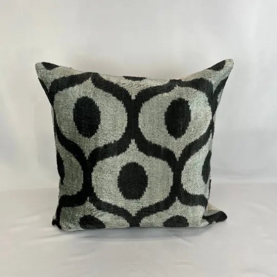 2010s Turkish Modern Gray Velvet Silk Ikat Pillow Cover For Sale - Image 5 of 5