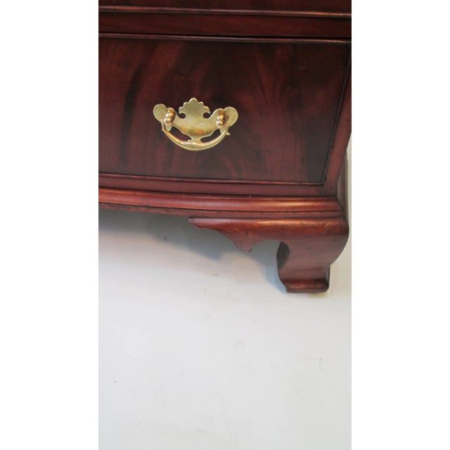 Chestnut Mahogany Antique Chest of Drawers With Round Mirror For Sale - Image 8 of 9
