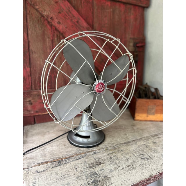 Vintage Emerson Electric 16" Oscillating Metal Desk Fan Fully Functional For Sale - Image 10 of 17