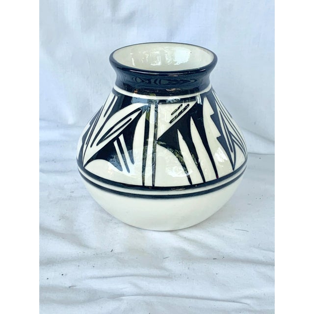 Native American Vintage Mesa Verde Native American Pottery For Sale - Image 3 of 11
