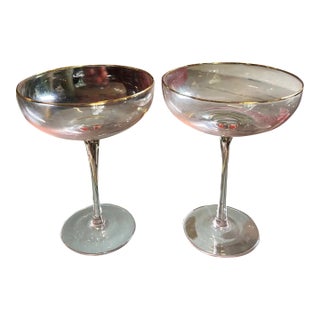 1970s Pair of Pink Depression Champagne Glasses With Gold Rim Accents For Sale