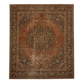 Middle Eastern Hand-Knotted Wool Rug, 1890s For Sale