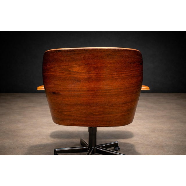 “Dinamarquesa” Armchair in Rosewood & Leather, Carlo Fongaro, 1970s - Lot 257C For Sale - Image 16 of 17
