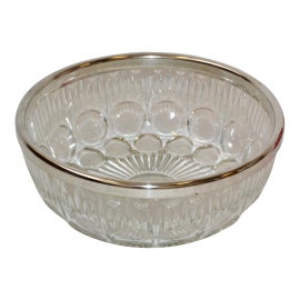 Example of Wilcox Silver Plate Co. Decorative Bowls