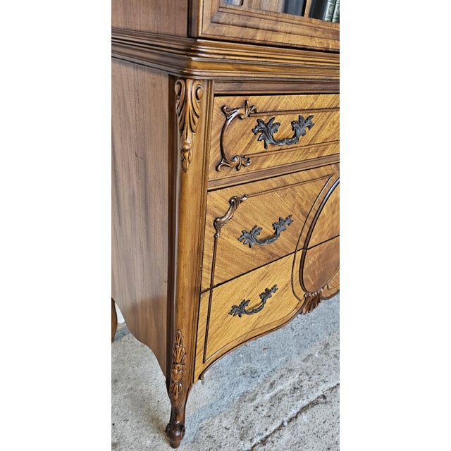 Vintage Burl Wood, French Provincial Display Cabinet, Louis XV Style ,1930s For Sale - Image 9 of 18