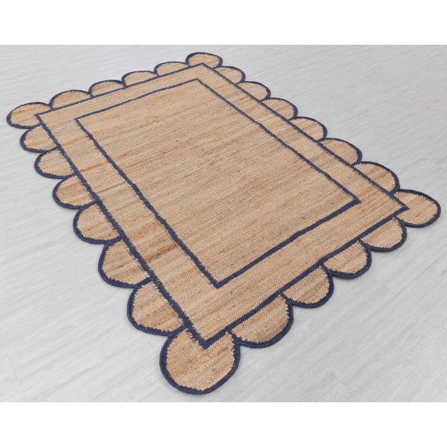 Boho Chic Navy Jute Wool Premium Handwoven Scalloped Rug 3x5 Ft. For Sale - Image 3 of 13