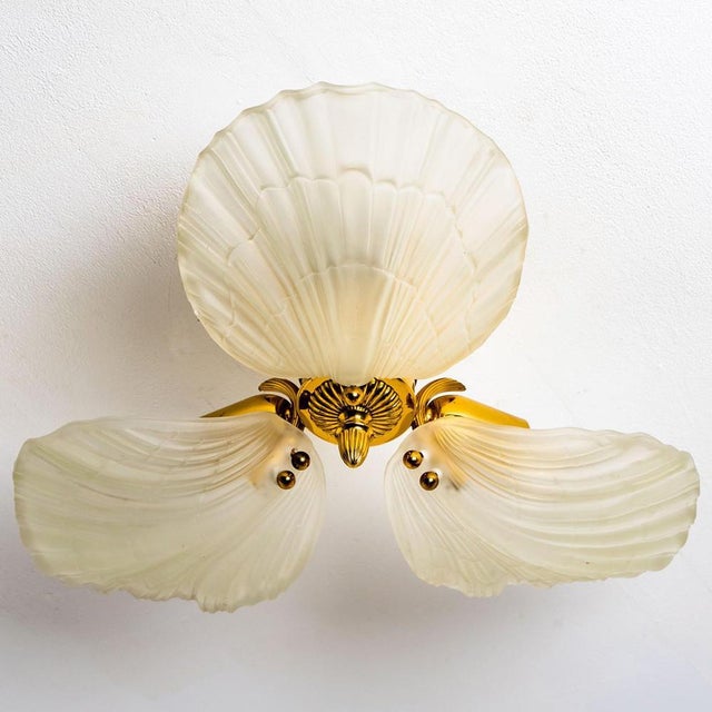 Gold Large Barovier Flush Mount with 3 Milkglass Shells, Italy, 1970s For Sale - Image 8 of 18