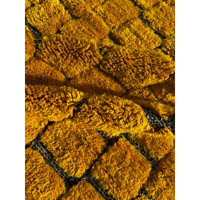 Textile Moroccan Wool Berber Rug, 1990 For Sale - Image 7 of 10