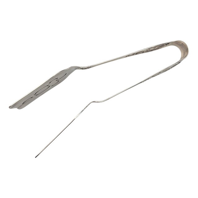 Victorian Wallace Grand Victorian Silverplate Pastry Serving Tongs Pierced Floral 9.5" For Sale - Image 3 of 13