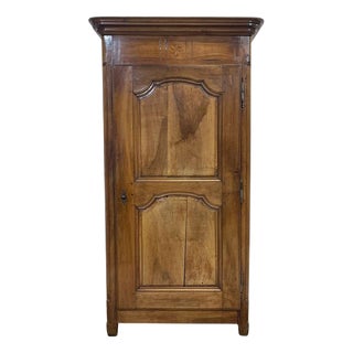 Antique Louis XV Bonnetière in Walnut, 1700s For Sale