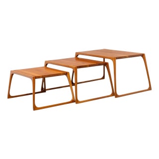 Sculptural Maple Nest of Three Tables, 1970s, Set of 3 For Sale