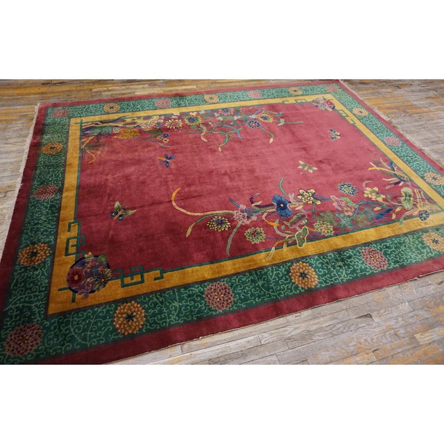 1920s Fuschia Open Field Floral Modern Antique Chinese Art Deco Knotted Wool Rug For Sale - Image 4 of 10