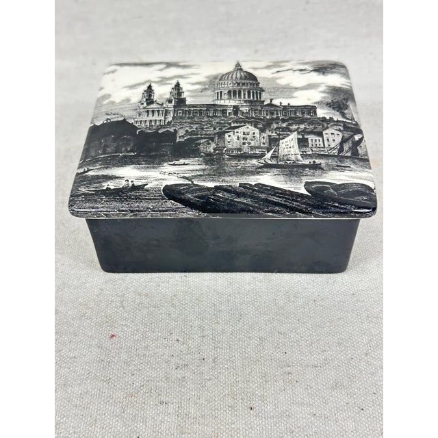 Ceramic Vintage St. Paul’s Cathedral Cigarette/Trinket Box For Sale - Image 7 of 10