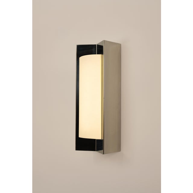 Small arrow stainless steel table lamp with diffuser by violaine d'harcourt dimensions: d 8,6 x w 14 x h 40 cm. Materials:...