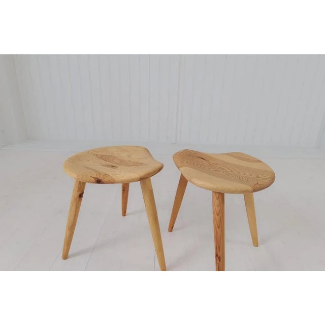 Wood Midcentury Modern Sculptural Stools in Pine by Norsk Husflid, 1960s, Set of 2 For Sale - Image 7 of 12