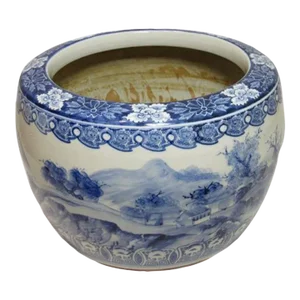 Large Chinese Porcelain Cachepot