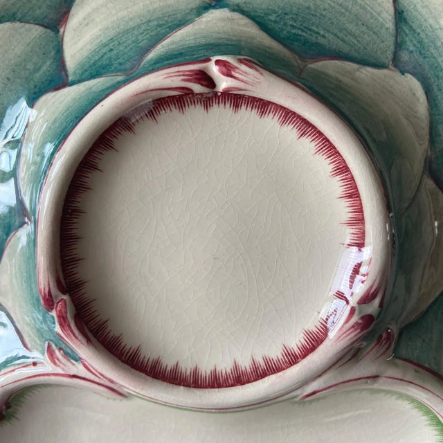 French Majolica Artichoke Asparagus Plate from Sarreguemines, 1900, Set of 2 For Sale - Image 4 of 11