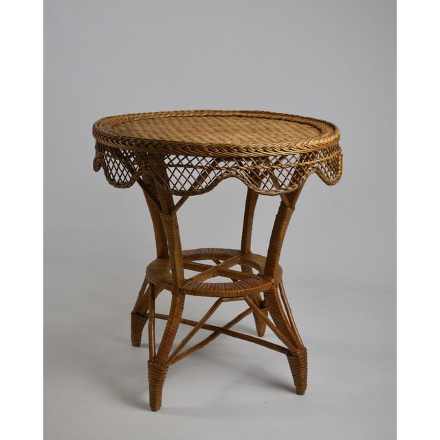 Vintage Wicker Rattan Side Table with Scalloped Edge, 1960s For Sale - Image 11 of 16