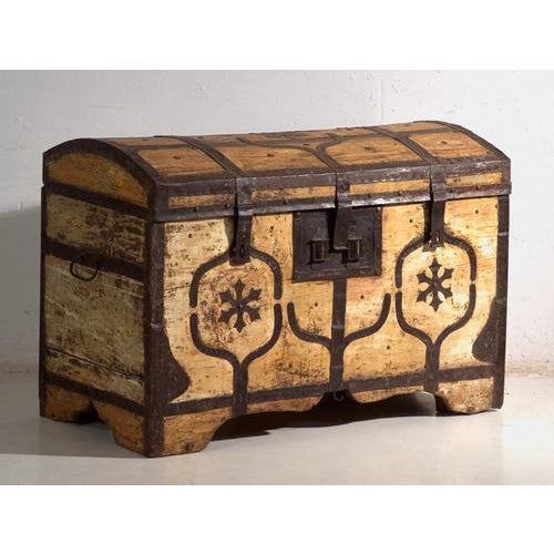 Antique Iron-Bound Chest in Pine, Central Europe, 1780 For Sale - Image 15 of 15
