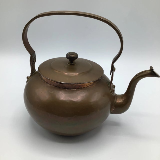 Late 19th Century Hand Hammered 1880's Copper Tea Pot For Sale - Image 5 of 13