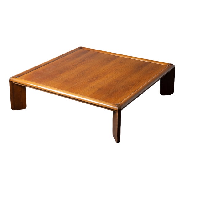 Vintage Italian Modern Walnut Coffee Table, 1970s For Sale