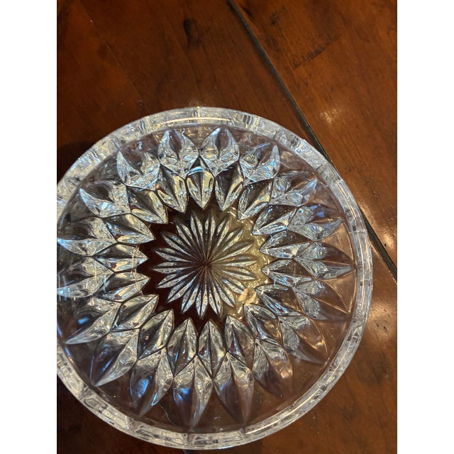 American Mid 20th Century Lead Crystal Bowls - Set of 3 For Sale - Image 3 of 3