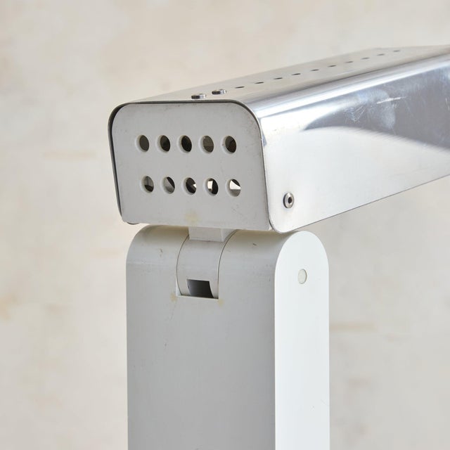 White White 'Vademecum' Table Lamp by Joe Colombo for Kartell, 1969 For Sale - Image 8 of 11