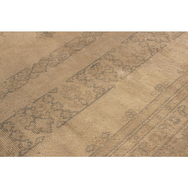 Traditional Hand-Knotted Antique Oushak Rug in Beige Brown Floral Pattern For Sale - Image 3 of 6
