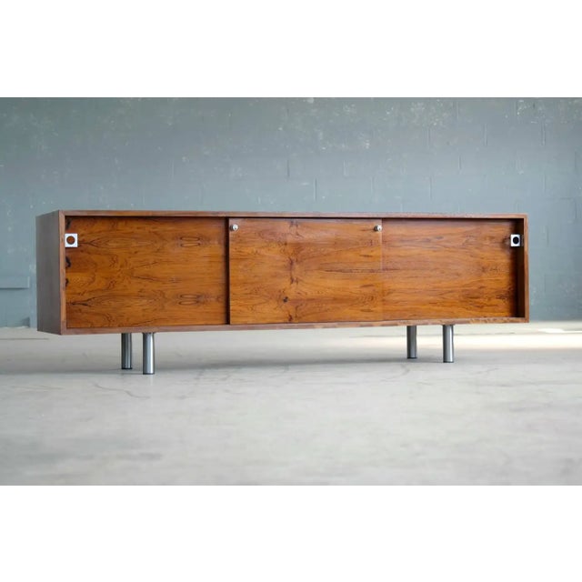 1960s Danish 1960s Low Credenza in Rosewood - Attr.ibutedTo Bodil Kjaer for E. Pedersen and Son For Sale - Image 5 of 8