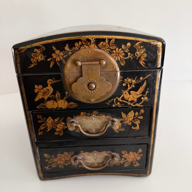 20th Century Chinoiserie Jewelry Box For Sale - Image 4 of 12