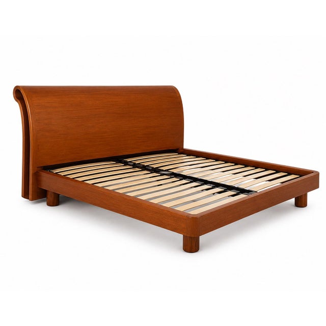 Mid-Century Modern Scandinavian Design Queen Platform Bedroom Set - Vintage Modern For Sale - Image 3 of 3