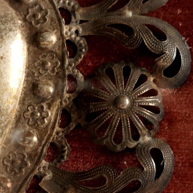 Sacred Heart in Silver Ex Voto For Sale - Image 6 of 11