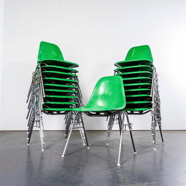 DSS Vivid Green Fibreglass Dining Chairs by Eames, 1960s, Set of 6 For Sale - Image 11 of 12