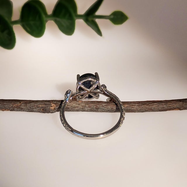 3.7ct Star Sapphire Ring With Natural Diamond Accents: Solid 14k Gold, 10x8mm, Size 6.75 For Sale In Columbus - Image 6 of 6