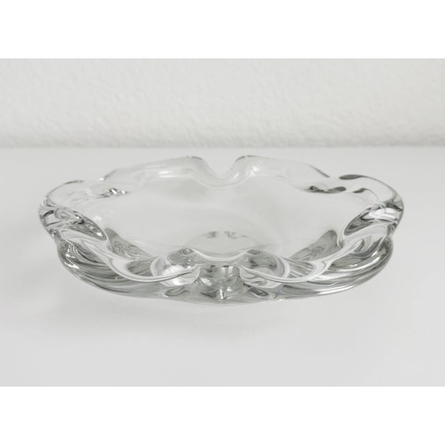 Large 10" diameter freeform, biomorphic clear crystal catchall bowl or ashtray in the style of Daum France (unmarked)....