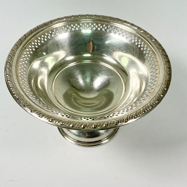 Mid-Century Hollywood Regency English Traditional Silverplate Bon Bon Pedestal Serving Dish For Sale - Image 4 of 6