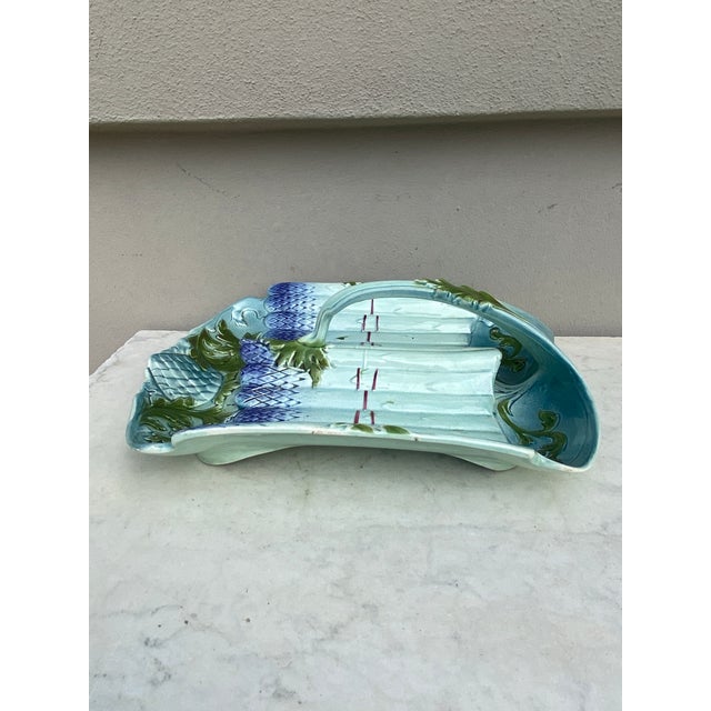 French Majolica Saint Amand platter with an handle circa 1880 At this period, almost all the French manufactures produced...