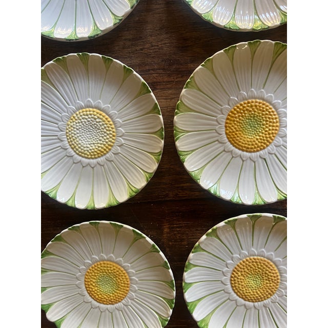 Set of six hand painted daisy plates made by Mottahedeh in the 1960's. I have 2 sets of six available Set 2