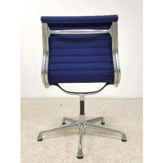 Herman Miller 50th Anniversary Edition Herman Miller Aluminum Group Management Chair For Sale - Image 4 of 12