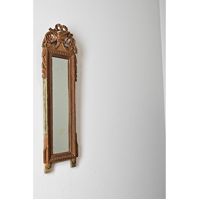 French 18th Century Louis XVI Style Hand-Carved Giltwood Mirror For Sale In Baton Rouge - Image 6 of 9