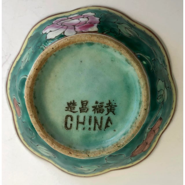 Export Chinese Scalloped Sauce Bowls, Set of 7 For Sale - Image 4 of 5