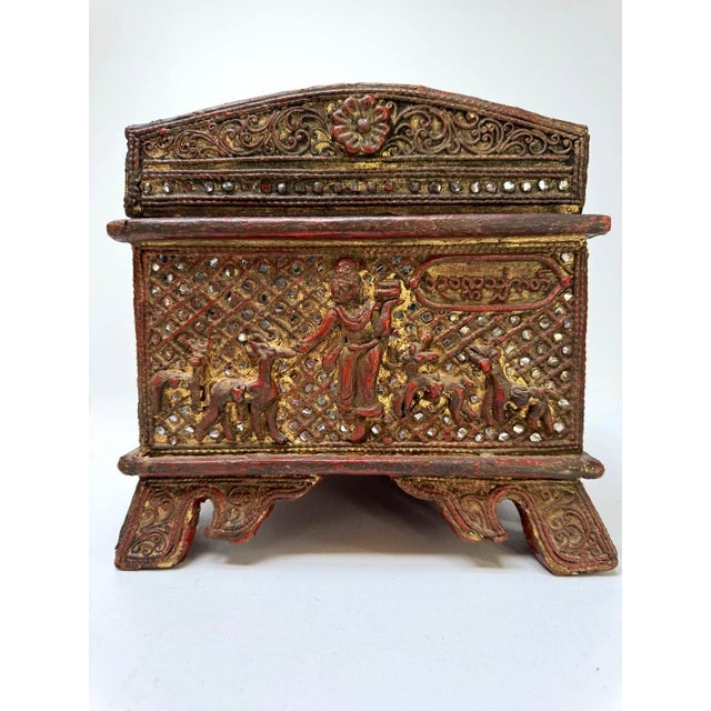 Late 19th Century Burmese Kammavaca Manuscript Chest - 14.5 In For Sale - Image 9 of 17
