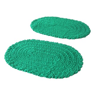 Vintage Crotchet Green Oval Placemats - Set of 2 For Sale