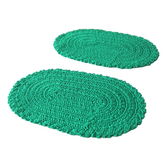 Vintage Crotchet Green Oval Placemats - Set of 2 For Sale