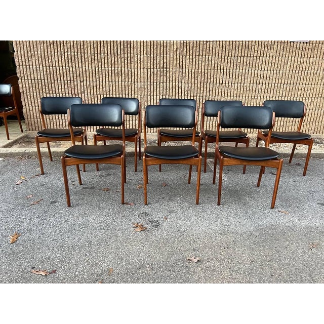 Set of Eight Erik Buch MidCentury Modern Teak Black Vinyl Dining