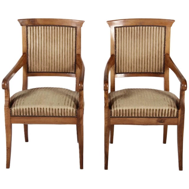 Antique Biedermeier Chairs in Walnut, 1820, Set of 4 For Sale - Image 4 of 18